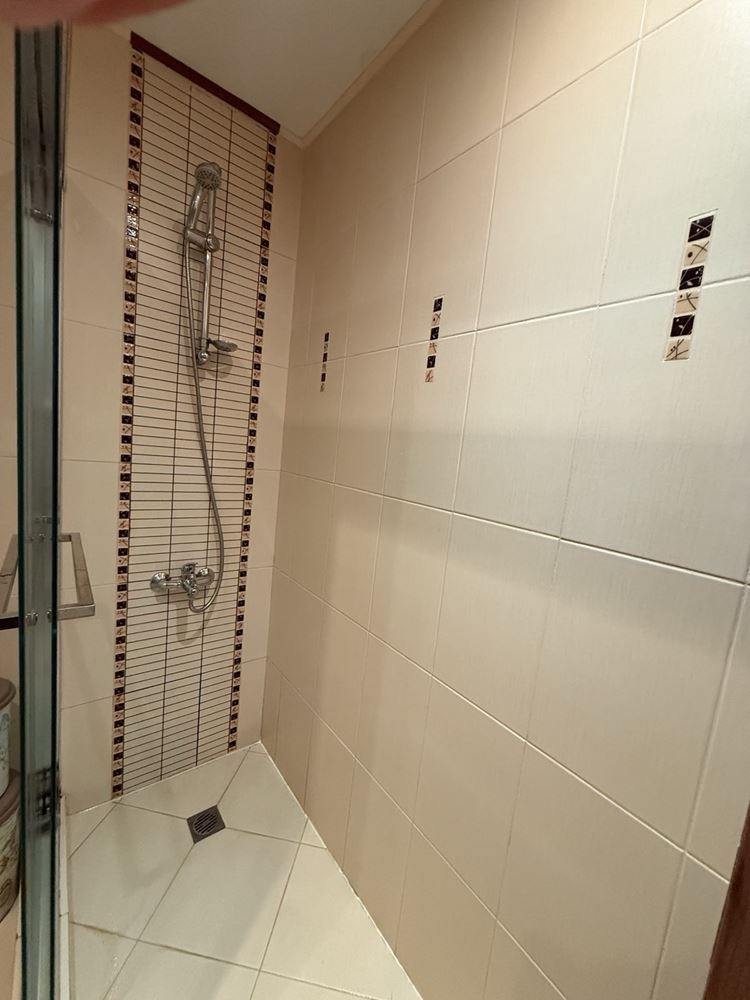 Furnished one-bedroom apartment in an elite complex with swimming pools and sports facilities
