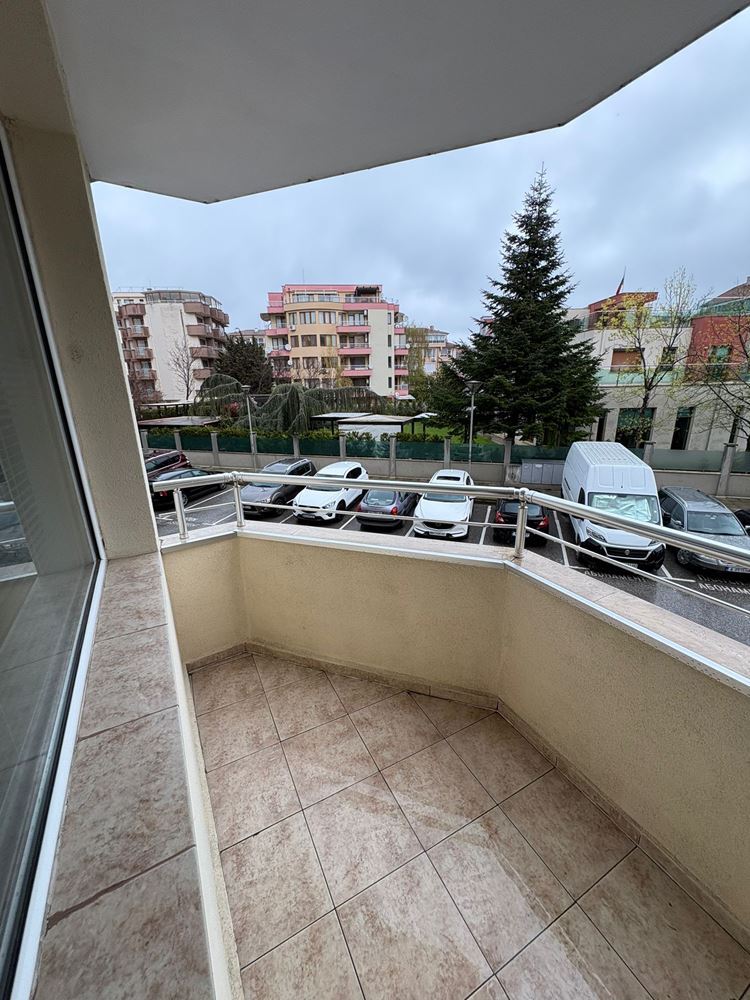 Spacious fully furnished studio in Pomorie – east exposure and excellent location 400 m from the sea