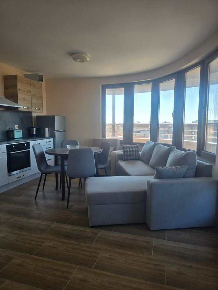 Spacious Two-Bedroom Apartment with Partial Sea View – Excellent Location Close to the City Center and the Beach