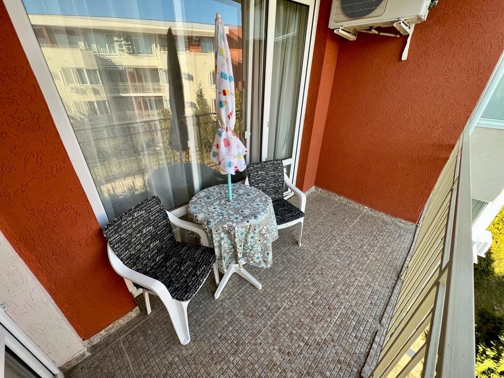 Apartment in a complex with a wide range of services
