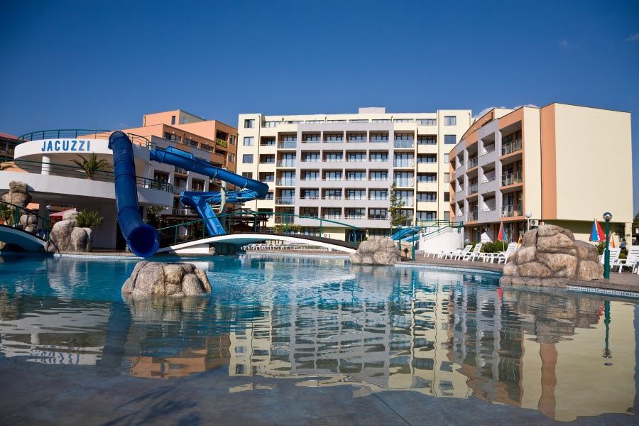 One-Bedroom Apartment in Sunny Beach – Comfort in a Complex with Swimming Pools and Water Slides