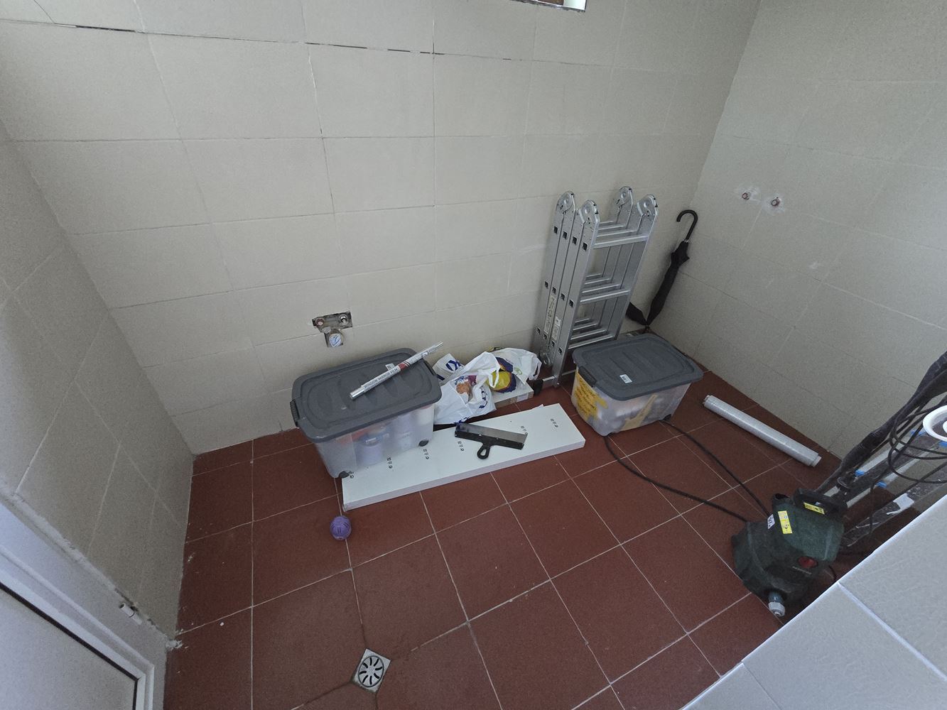 Spacious Property with Potential for a Multi-Room Apartment – No Maintenance Fee, Close to Sunny Beach
