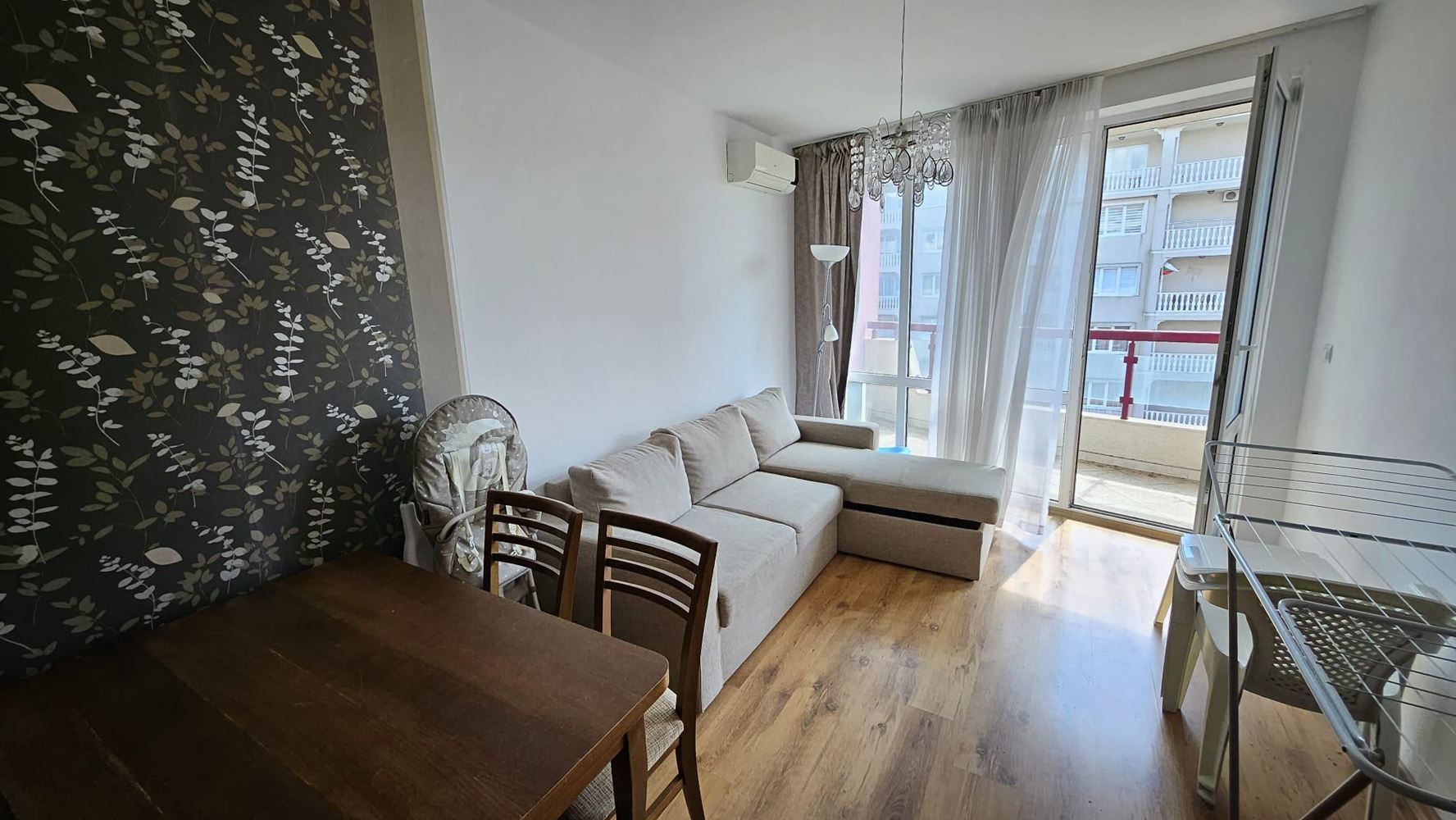 One-bedroom apartment in Nessebar with furnishings and excellent on-site amenities