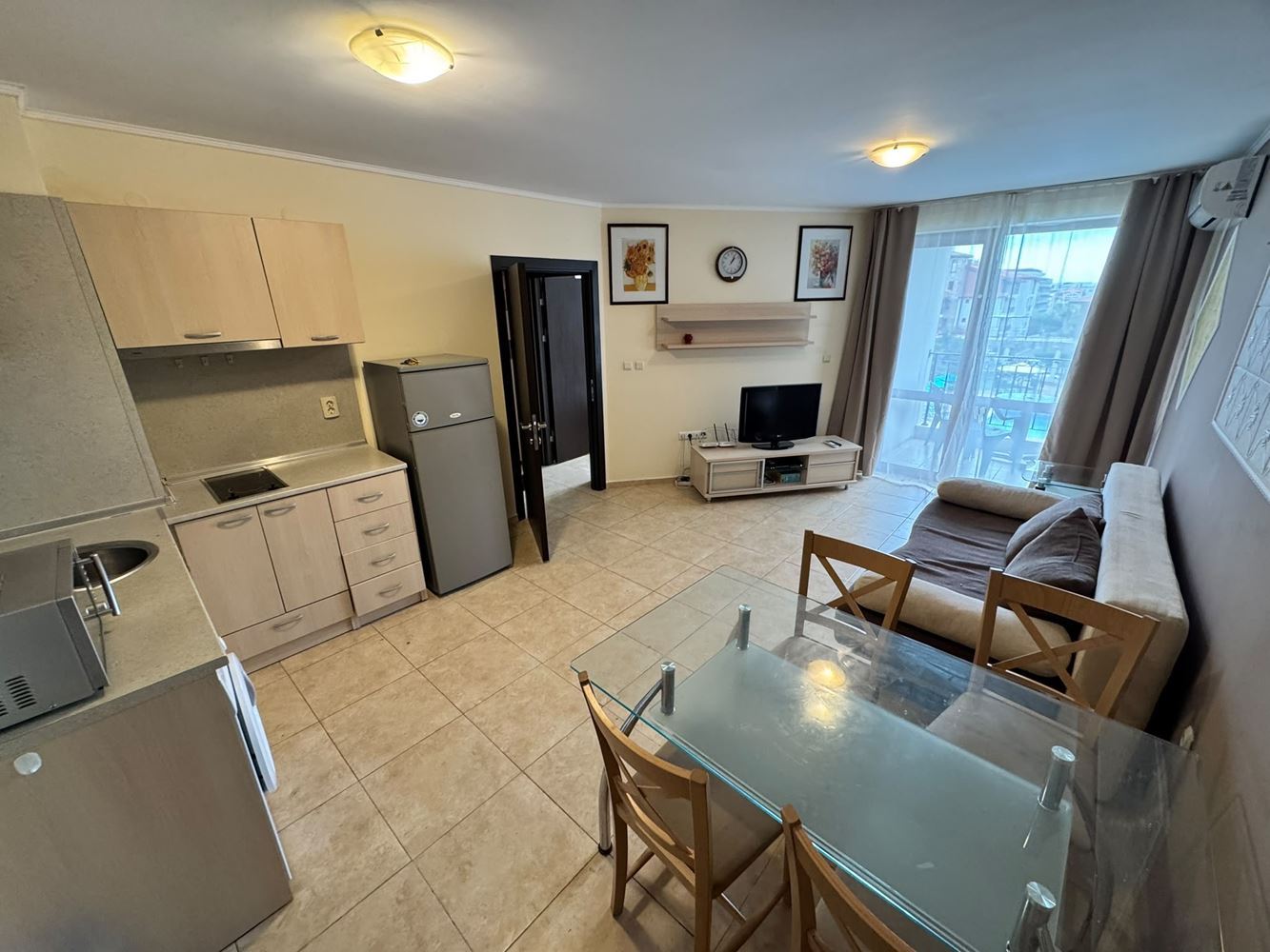 One-Bedroom Apartment with Pool View in Nessebar – Comfort, Sea and Excellent Conditions for Holidays and Investment