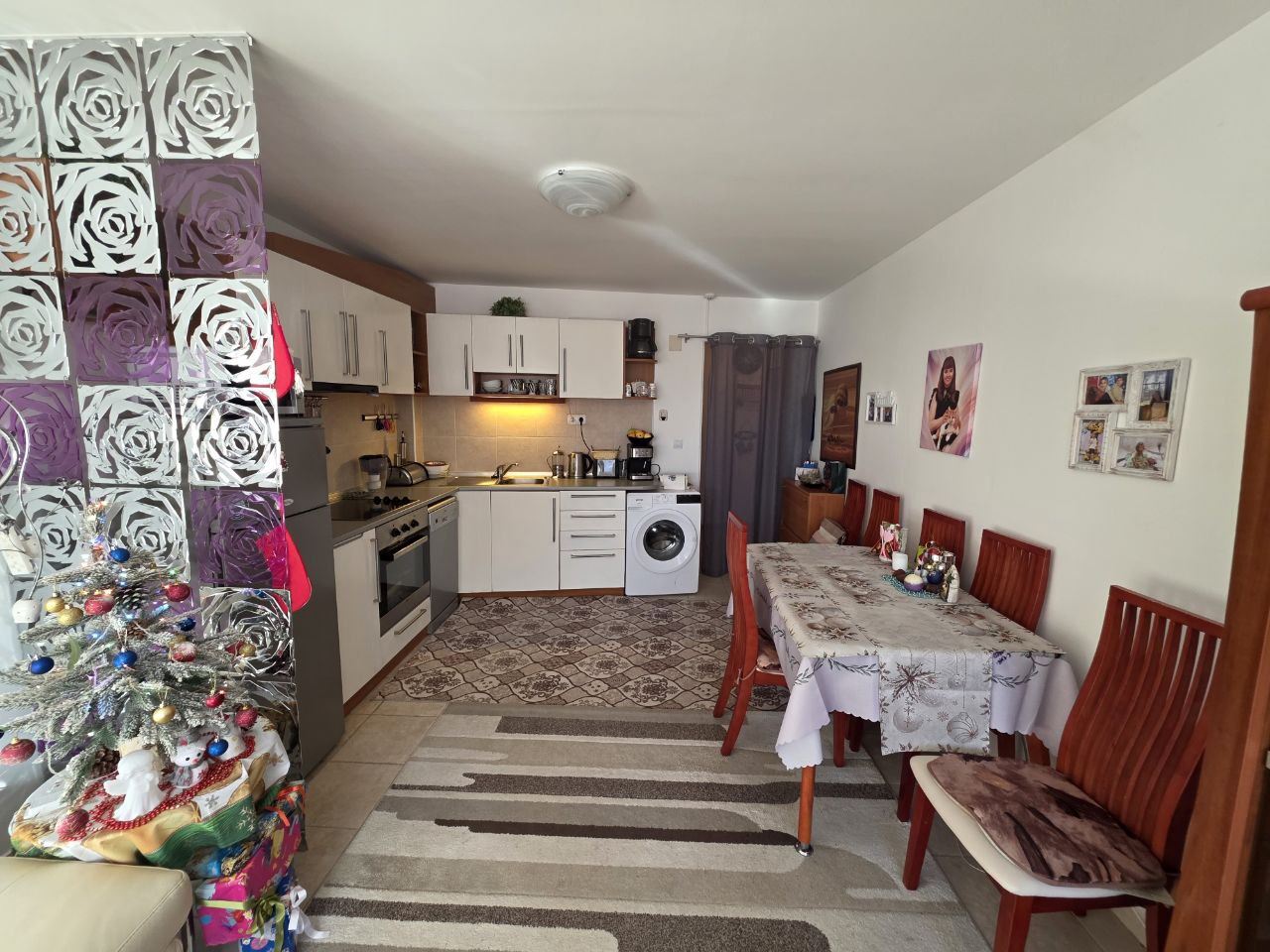 Spacious apartment with two bedrooms in a cozy complex 300 meters from the sea in Ravda