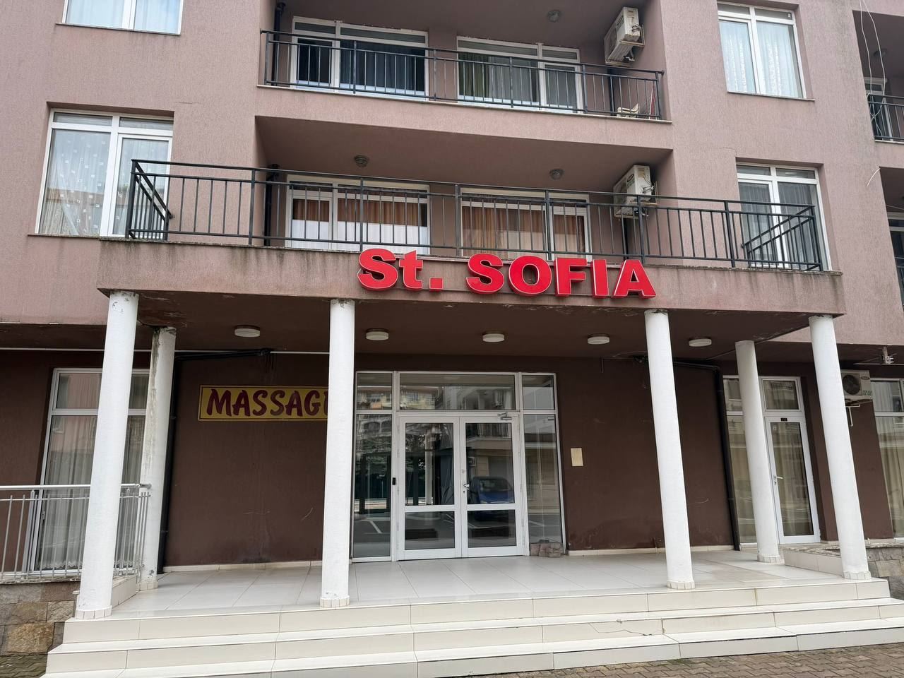 One-bedroom apartment in Sunny Beach with excellent amenities and close to the beach