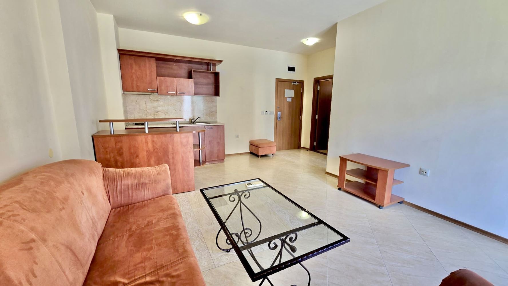 One-Bedroom Apartment near Cacao Beach with Pool View – Documents Ready and Excellent Investment Potential