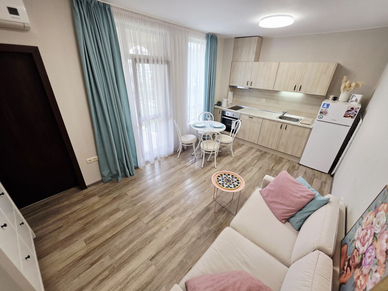 Sea Comfort with a Private Garden – One-Bedroom Apartment Just Steps from the Beach in Sveti Vlas