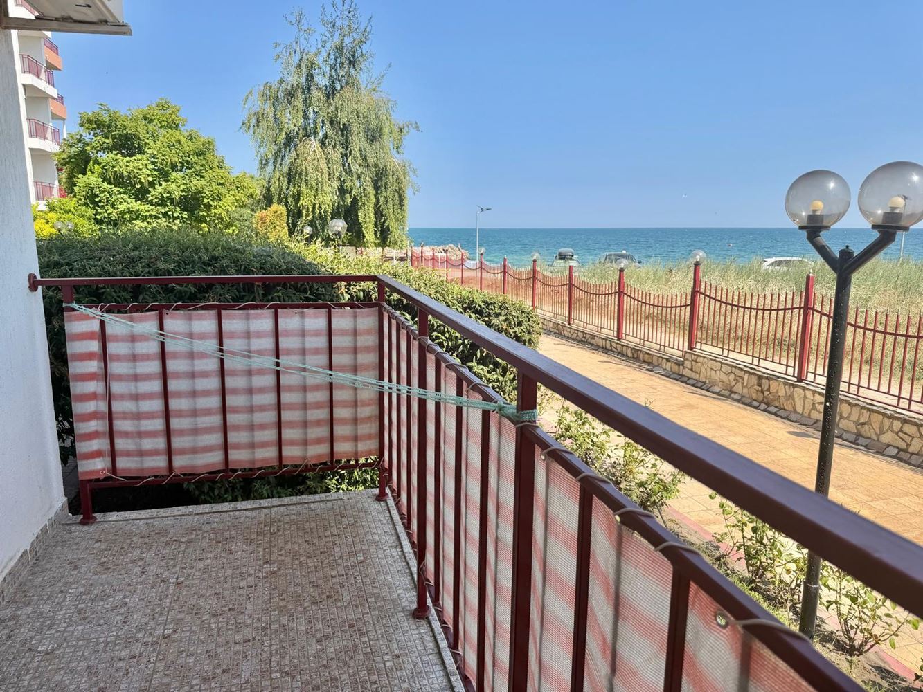 Furnished Studio with Panoramic Sea View in Ravda, Just 50 Meters from the Sea