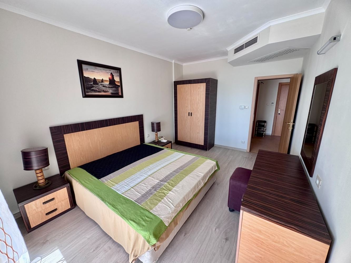 Luxury Seaside Apartment with Panoramic View in a Prestigious Complex in Sunny Beach