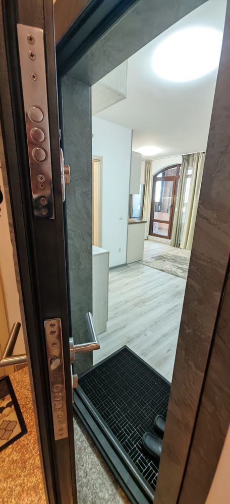 Stylish Apartment in Sveti Vlas – Completely Renovated and Only Meters from the Beach