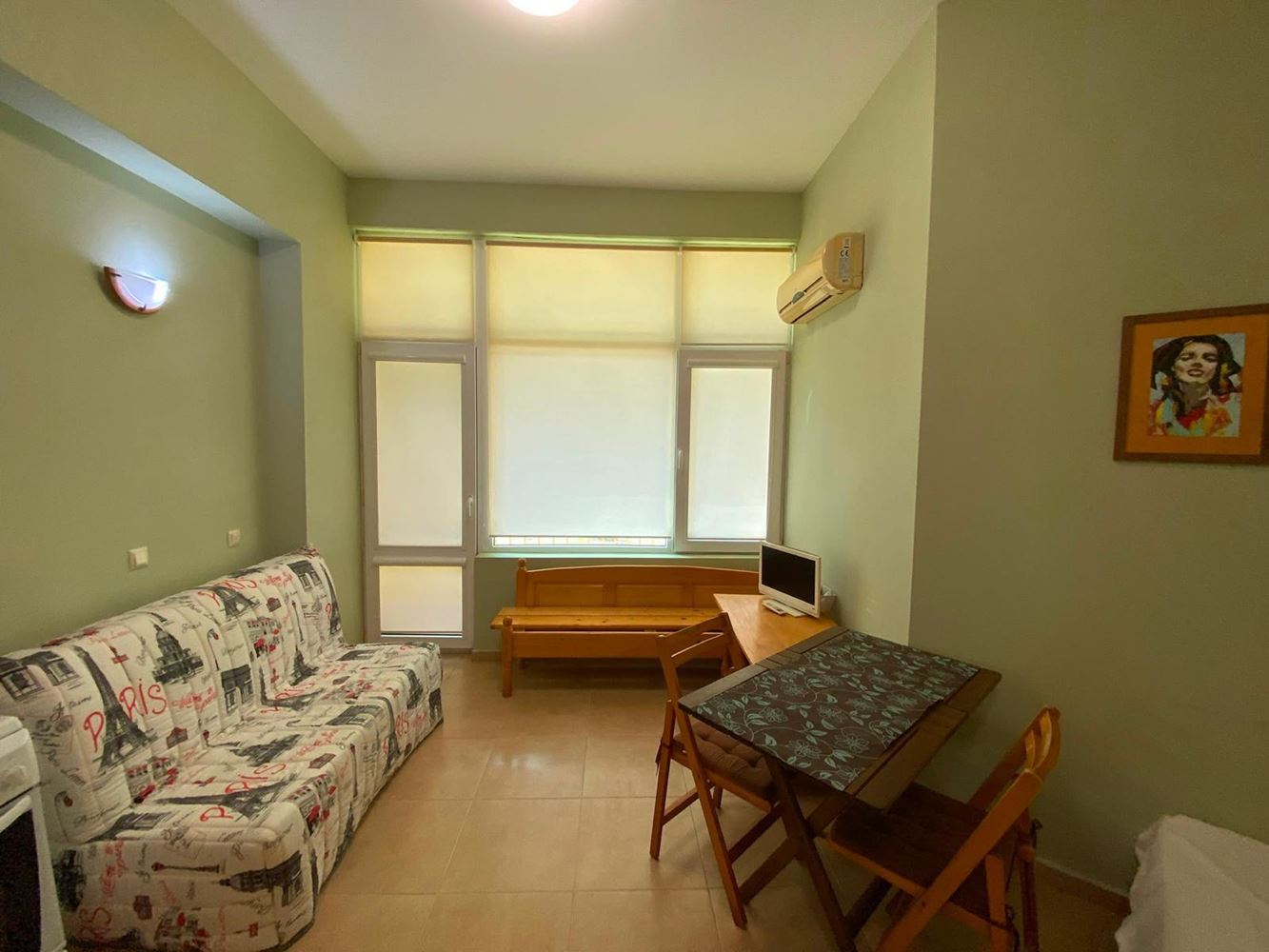 Bright and cosy studio on the first line to the sea – only 50 m from the beach