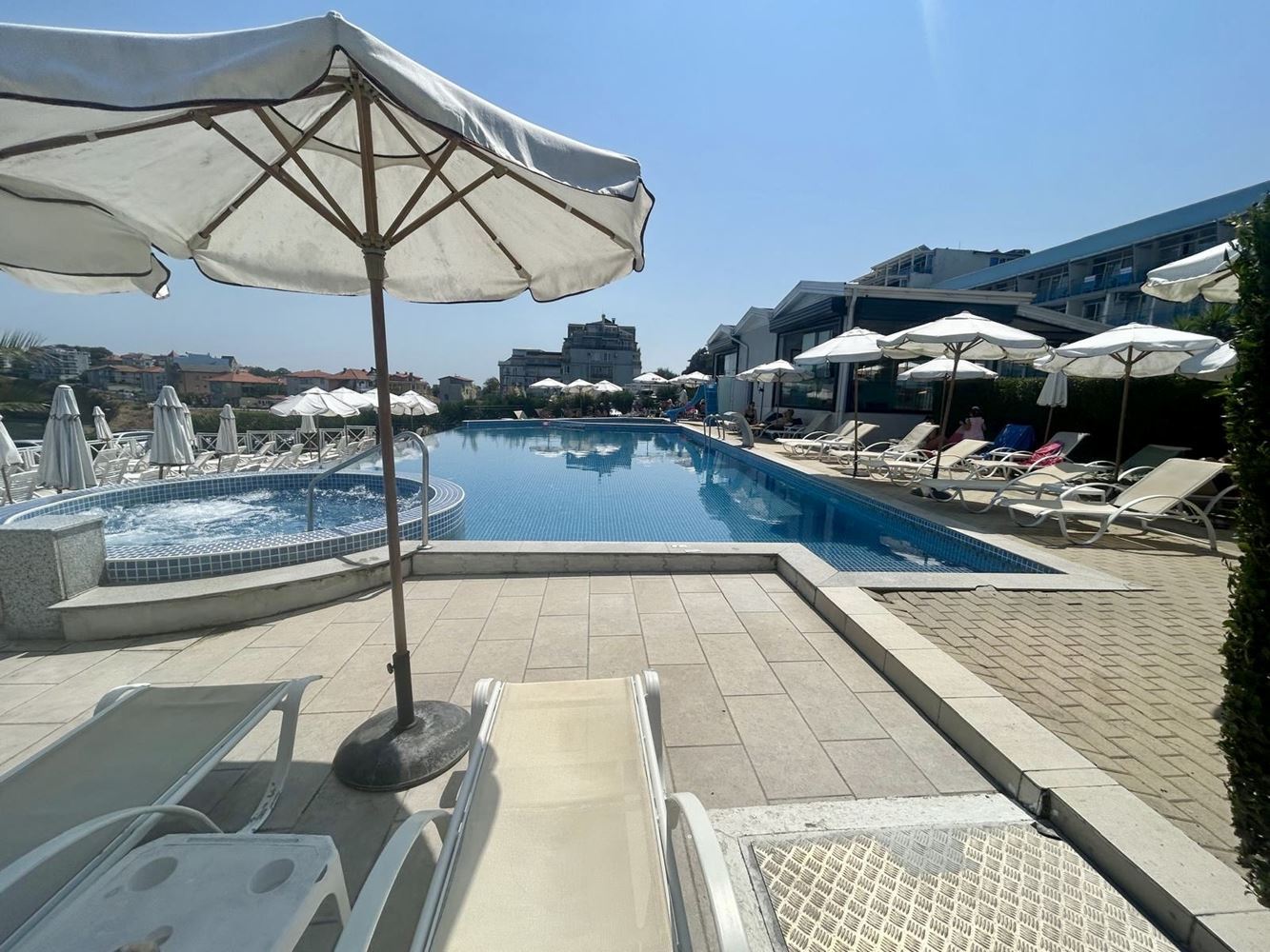 Cozy and Spacious Studio in Ahtopol – Ready for Use, Act 16 and Pool View