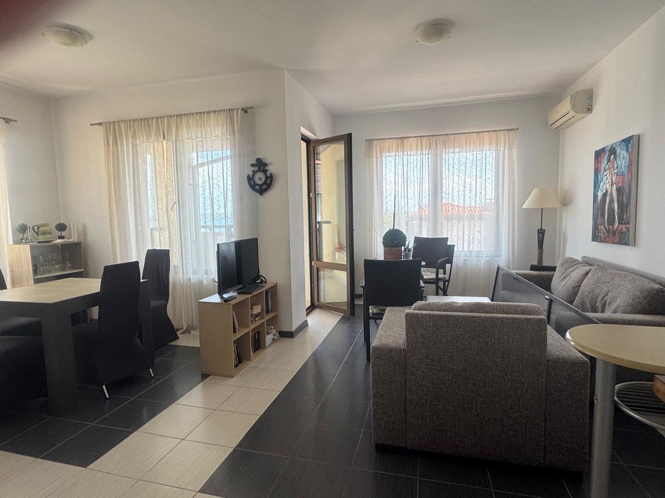 Dream home by the sea – two-bedroom apartment with an excellent location and amenities