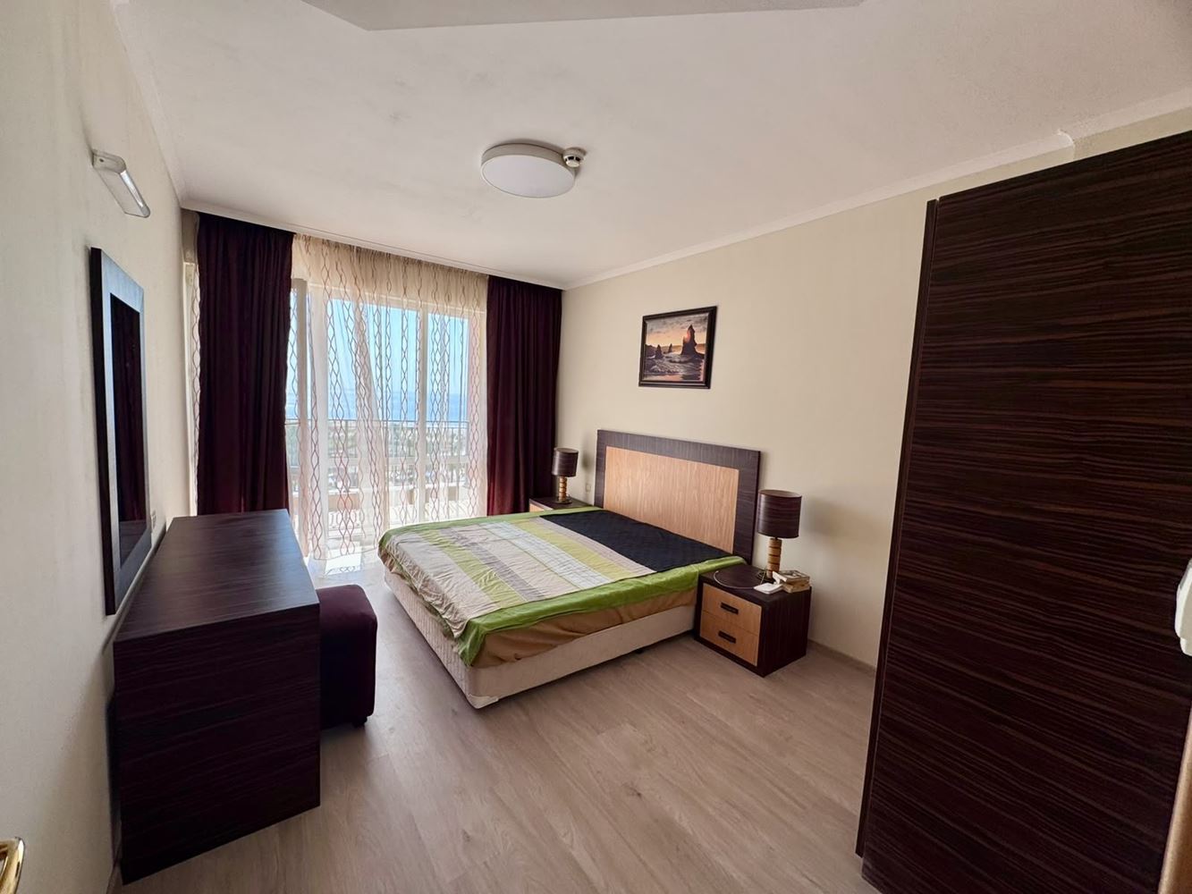 Luxury Seaside Apartment with Panoramic View in a Prestigious Complex in Sunny Beach
