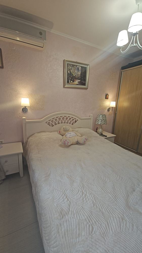 Three-room Apartment in a Gated Complex in Sveti Vlas – Only 300 m from the Beach