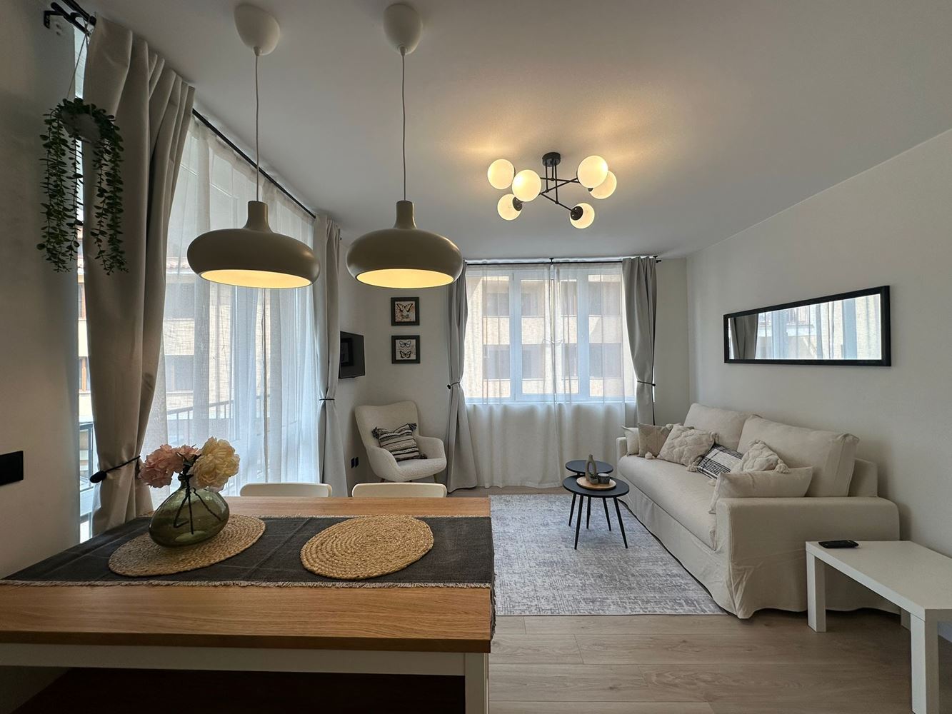 Luxuriously Furnished One-Bedroom Apartment with No Maintenance Fee in Sunny Beach