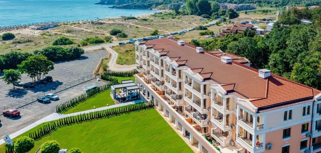 One-Bedroom Apartment with Partial Sea View in a Luxury Complex with Private Infrastructure in Sozopol