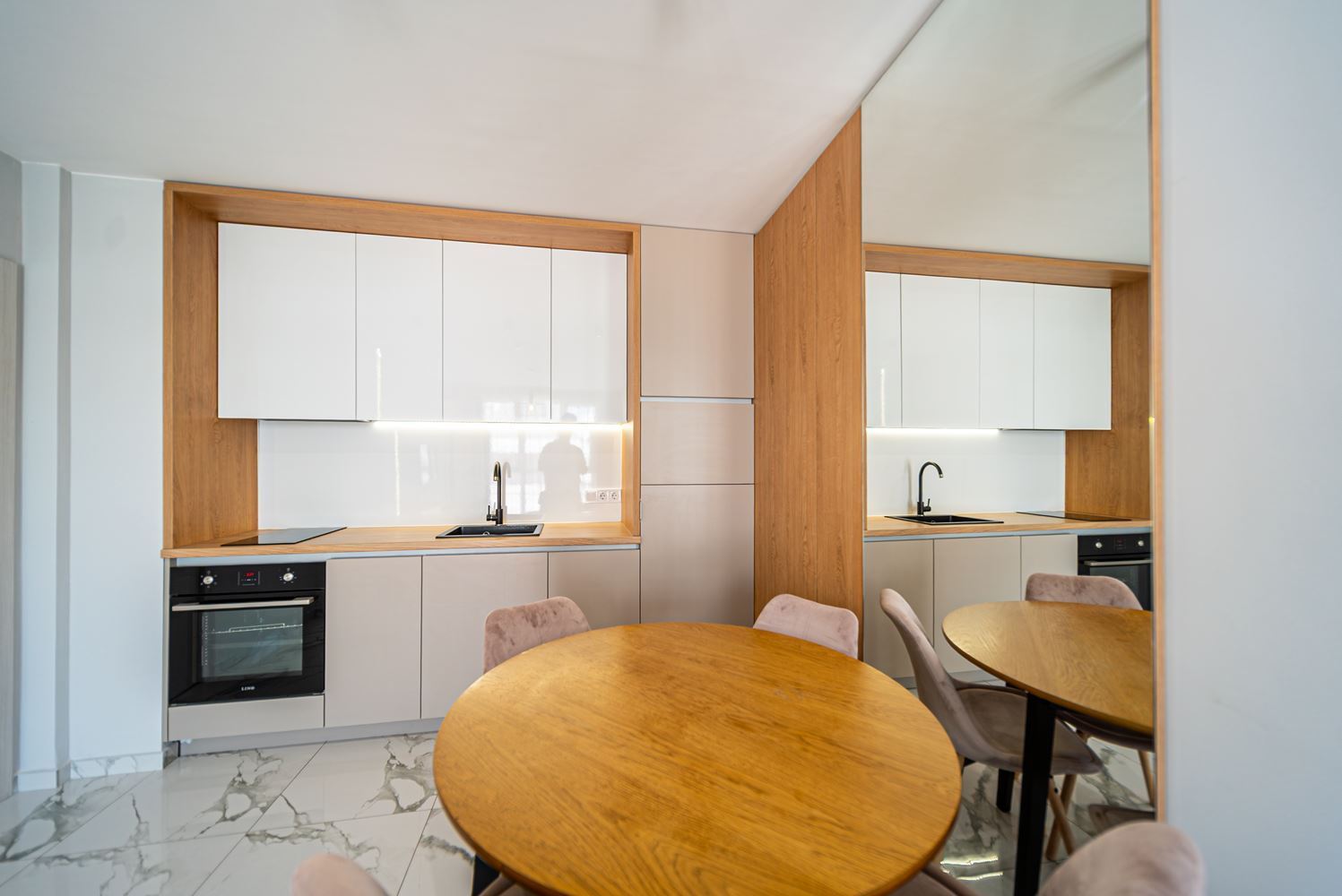 Luxury two-bedroom apartment 5 minutes from the beach in Sunny Beach