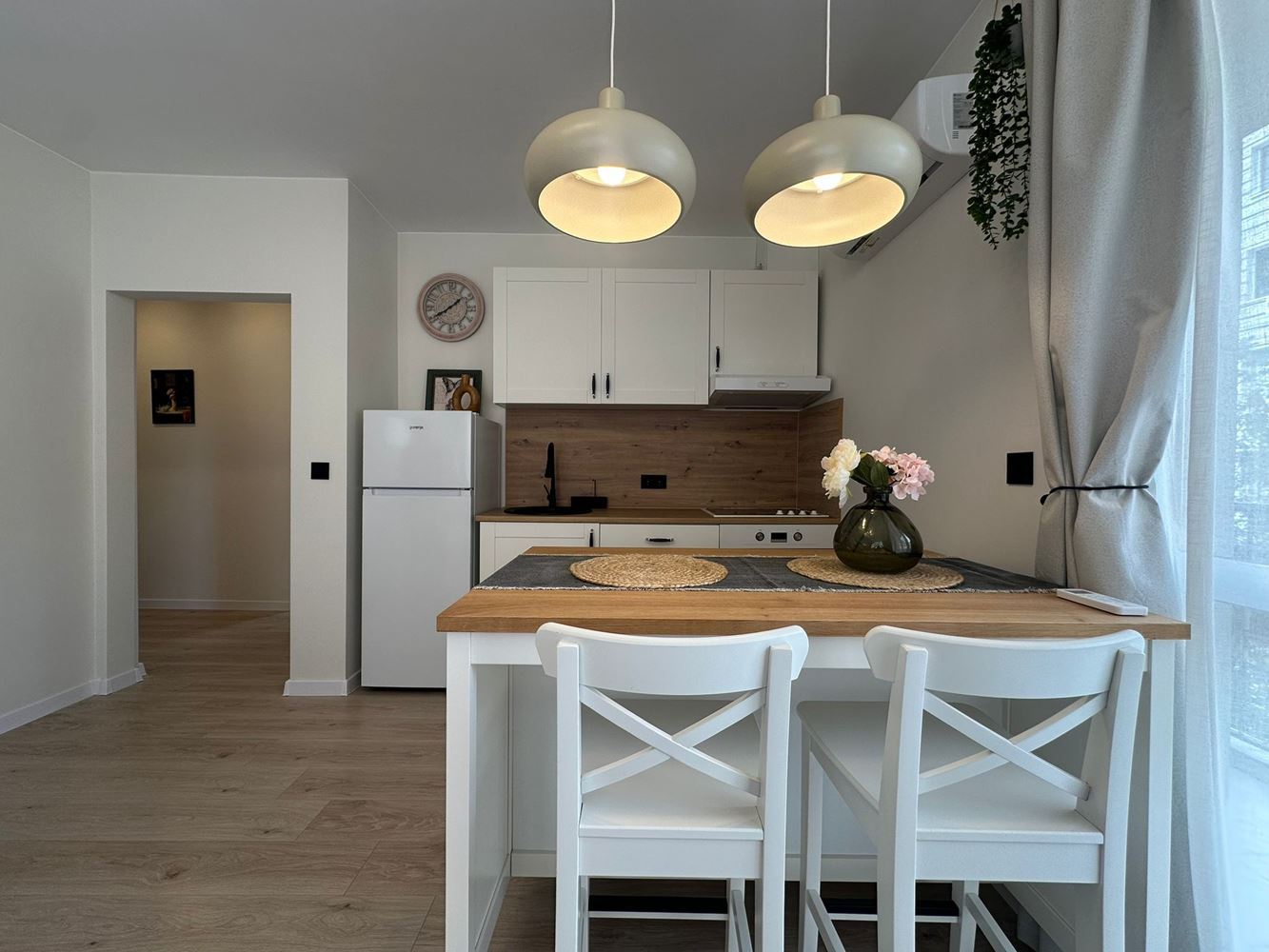 Luxuriously Furnished One-Bedroom Apartment with No Maintenance Fee in Sunny Beach