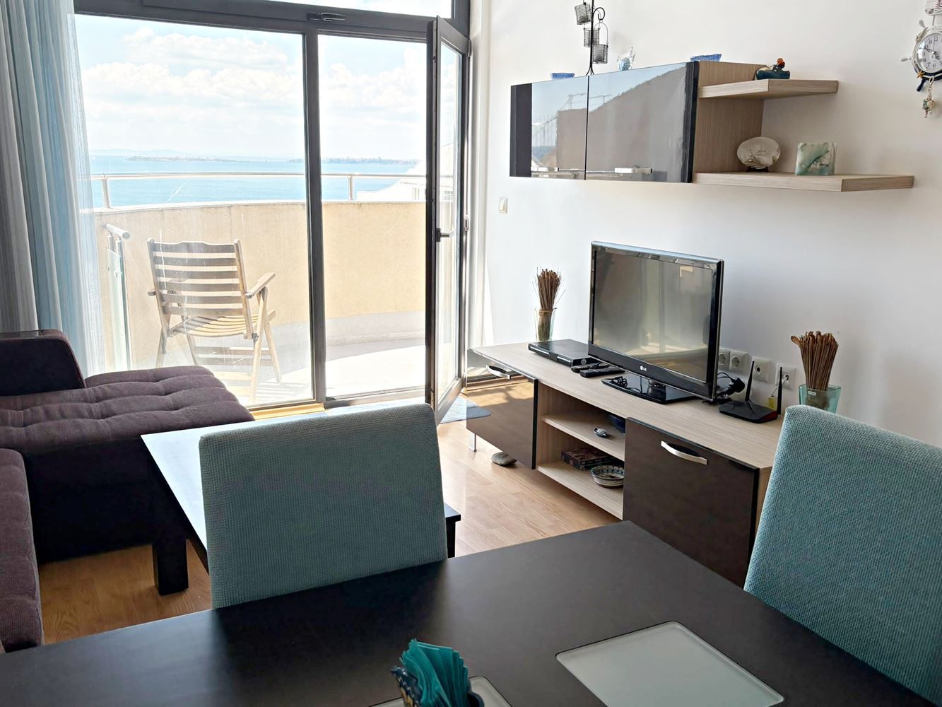 Luxury One-Bedroom Apartment with Panoramic Sea View on the First Line in Sveti Vlas