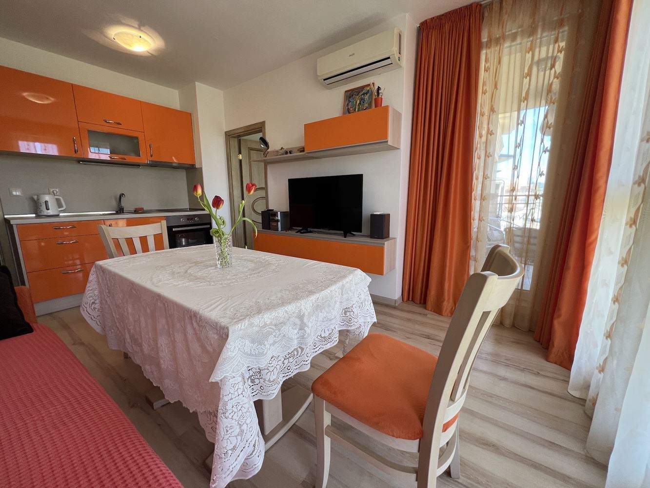 Sunny one-bedroom apartment in Sunny Beach – fully furnished, with an excellent location close to the beach