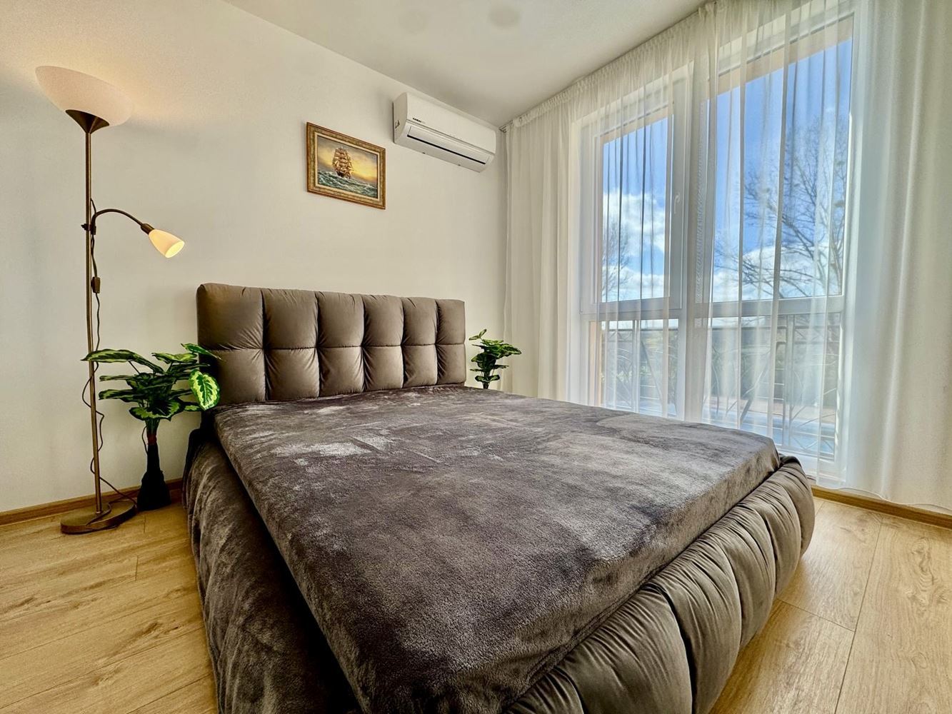Two-Room Oasis in a New Luxury Complex in Sunny Beach – Pool View
