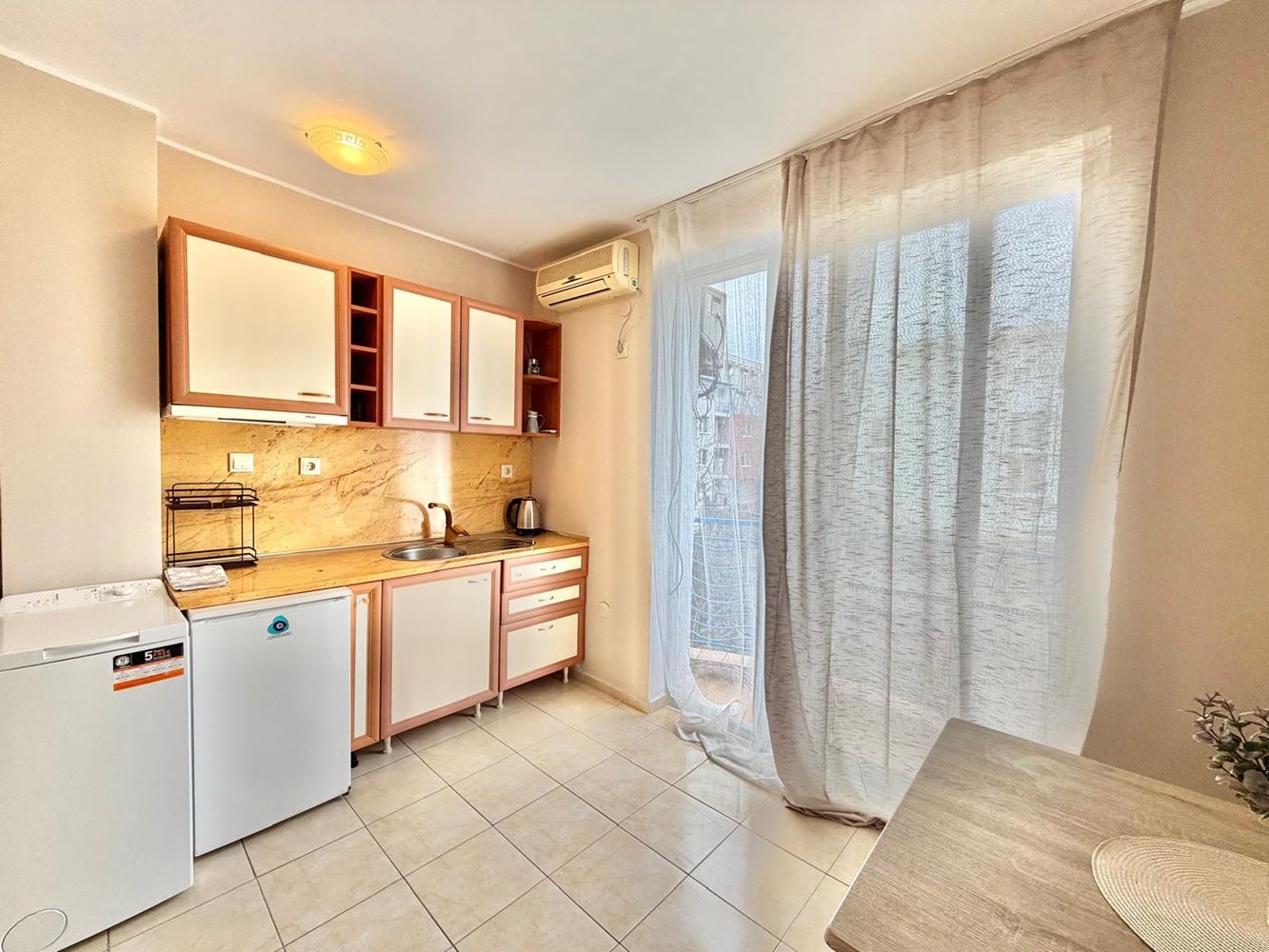 Cozy and stylishly furnished apartment in Sunny Beach with an excellent location