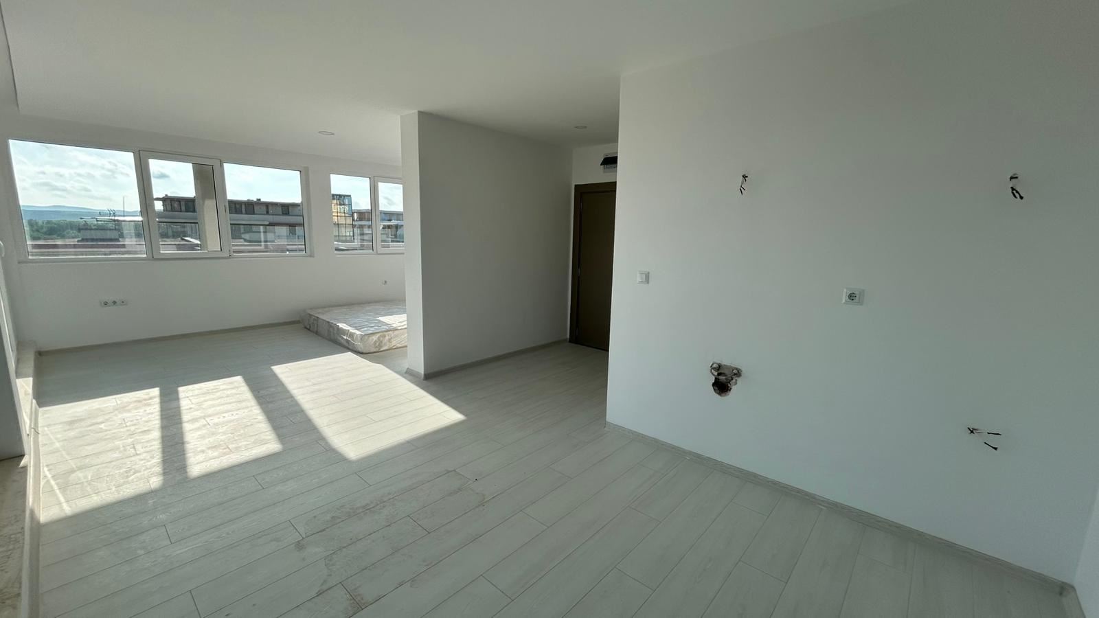 Sunny Beach – new two-bedroom apartment with large terrace and pool view