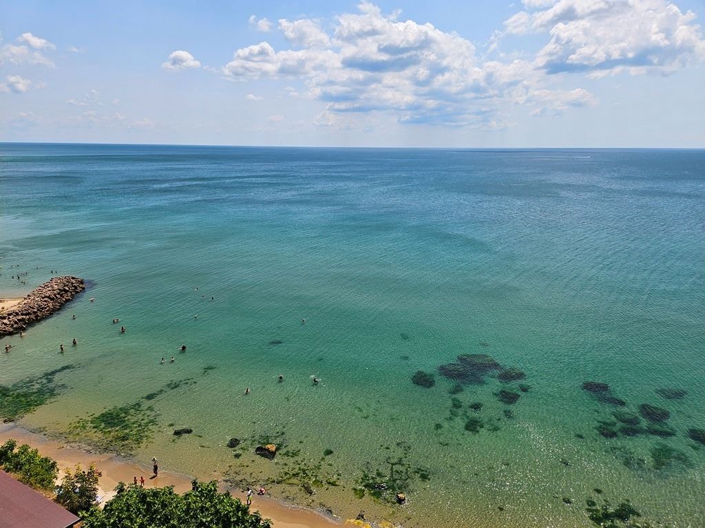 Luxury panoramic apartment on the first line of the sea with two bedrooms and an enormous terrace