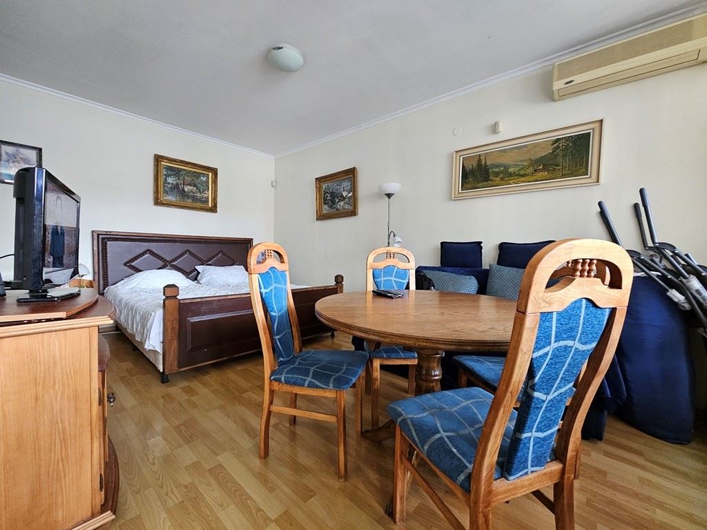 Spacious studio with pool view in Sunny Beach – comfort and excellent location near Cacao Beach