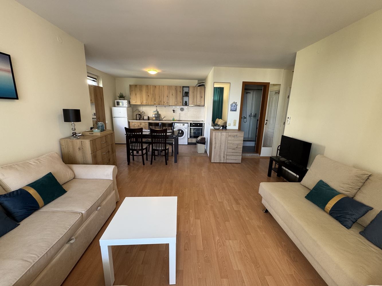 Spacious studio in Sveti Vlas with beautiful pool view – excellent investment by the sea