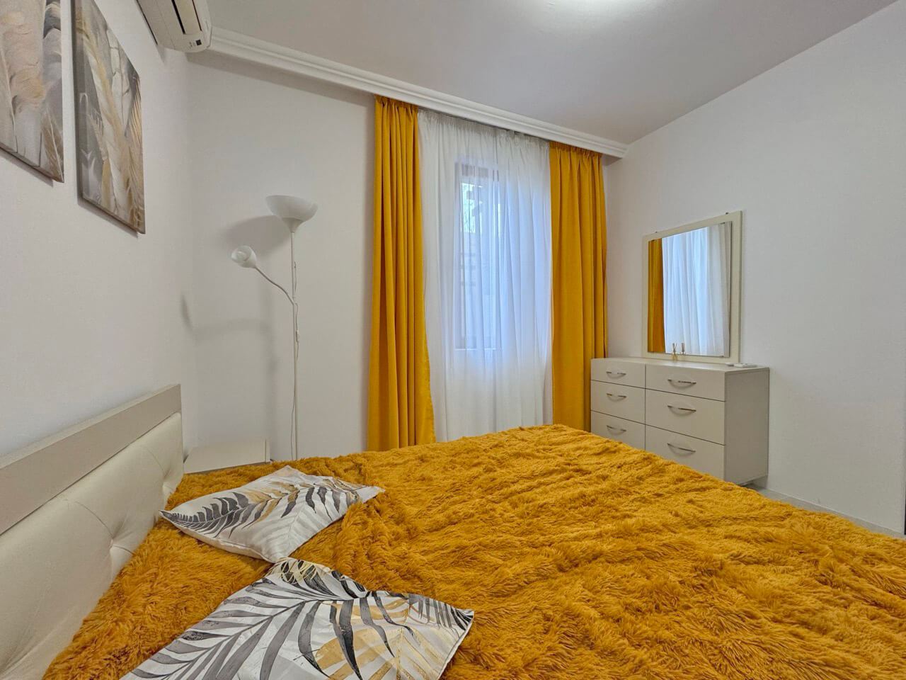 Spacious one-bedroom apartment in a prestigious complex in Saint Vlas – 200 meters from the sea