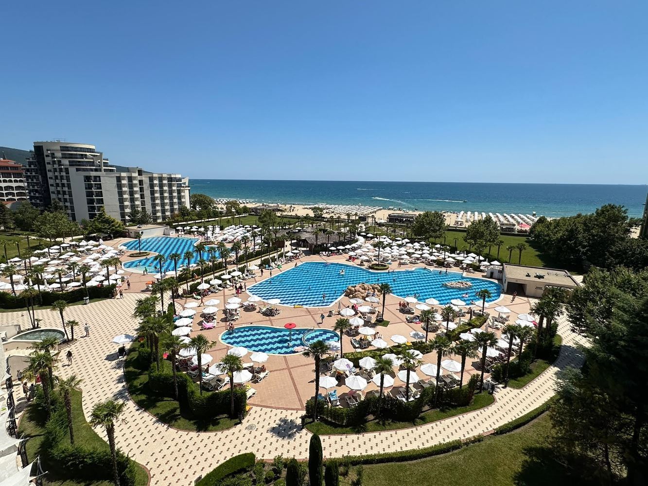 Apartment with an Impressive Sea Panorama on the First Line in Sunny Beach