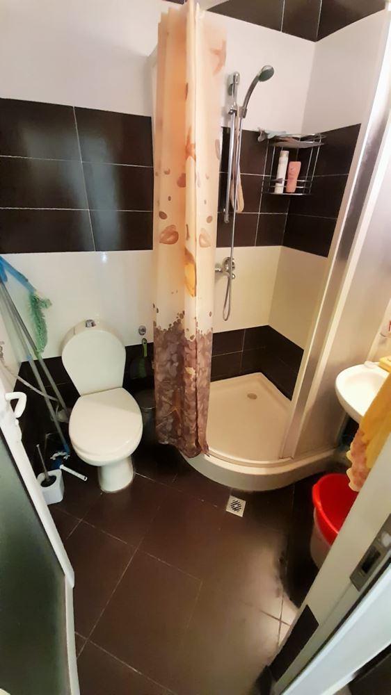 Comfortable One-Bedroom Apartment in a Year-Round Complex with Parking in Sarafovo  