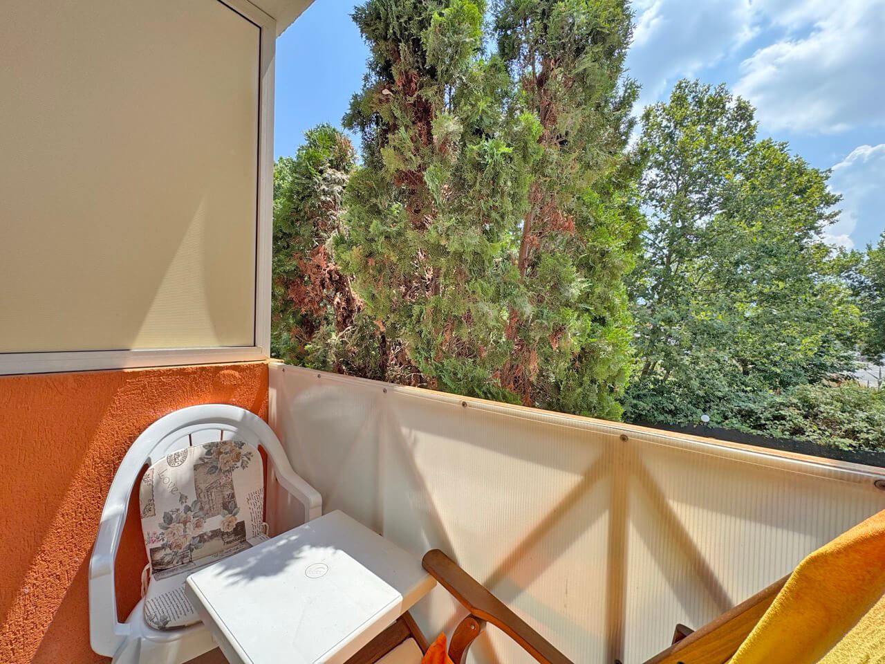 Cozy Studio in Sunny Beach with Excellent Location and Amenities in a Well-Maintained Complex
