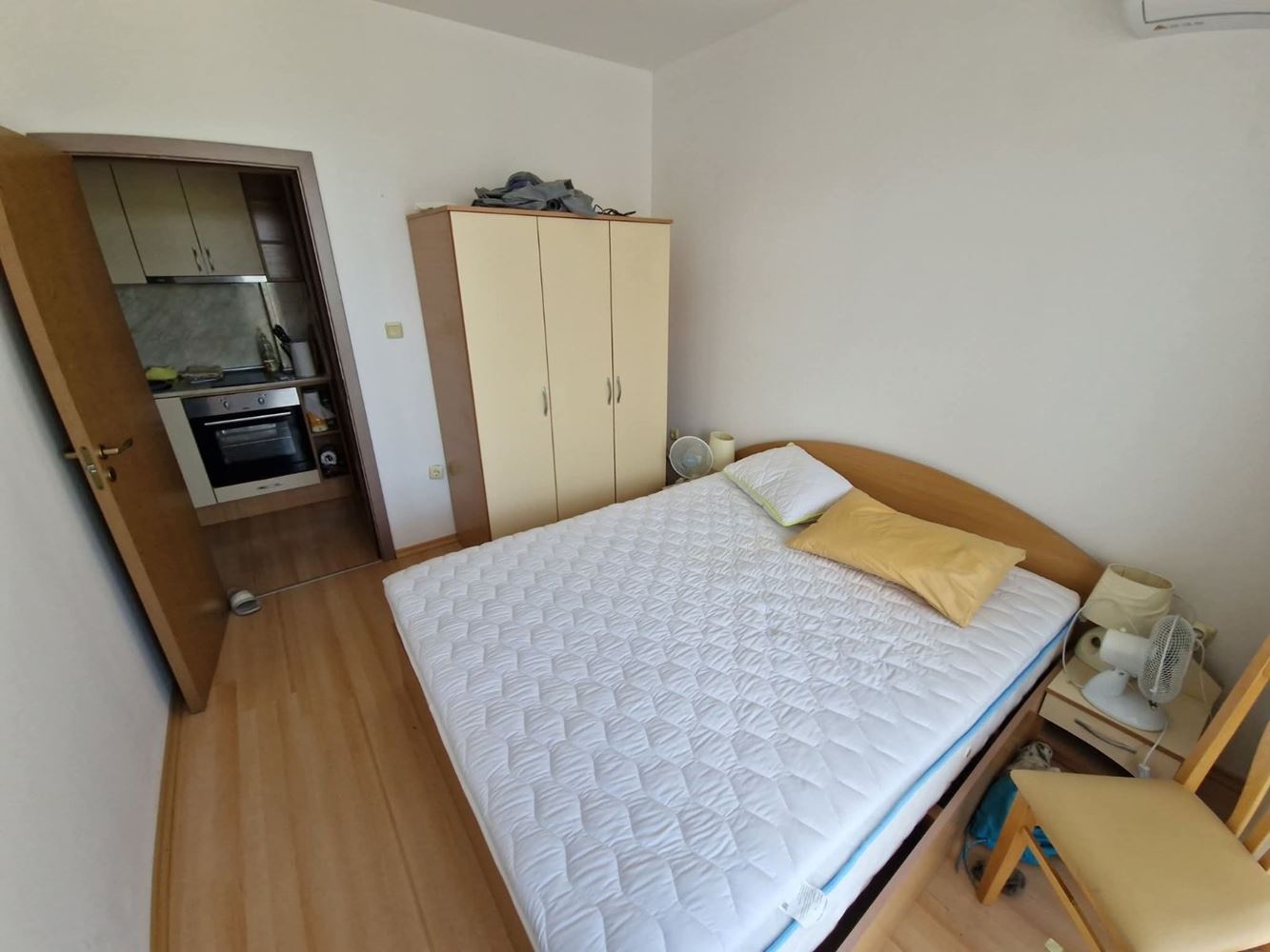 One-bedroom apartment with pool view in an excellently maintained complex – ideal for vacation and investment