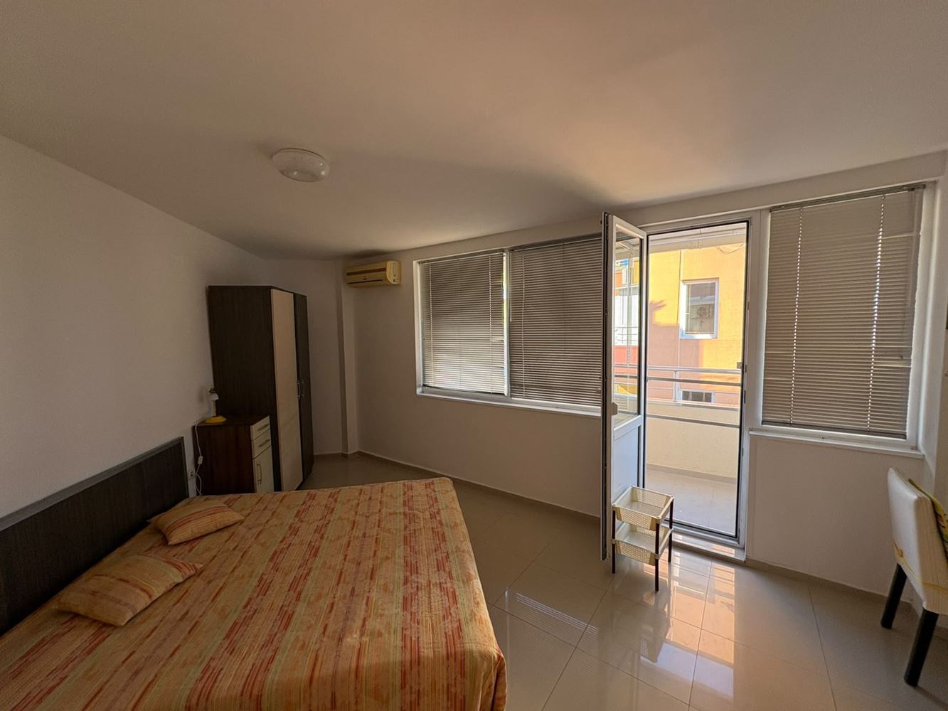 Furnished South-Facing Studio 400 Metres from the Sea in Pomorie