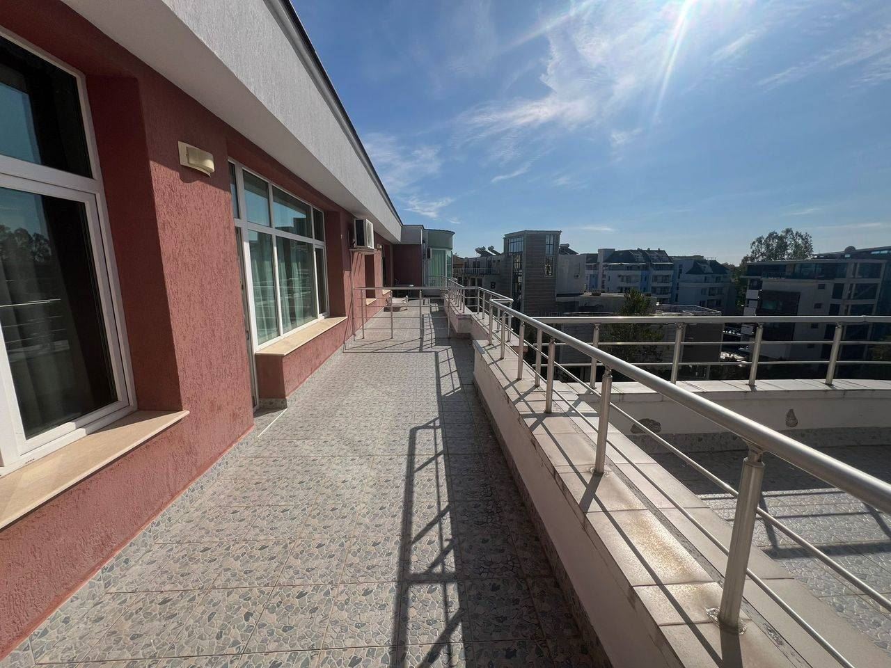 Spacious one-bedroom apartment in Sunny Beach – comfort and space in a well-maintained complex