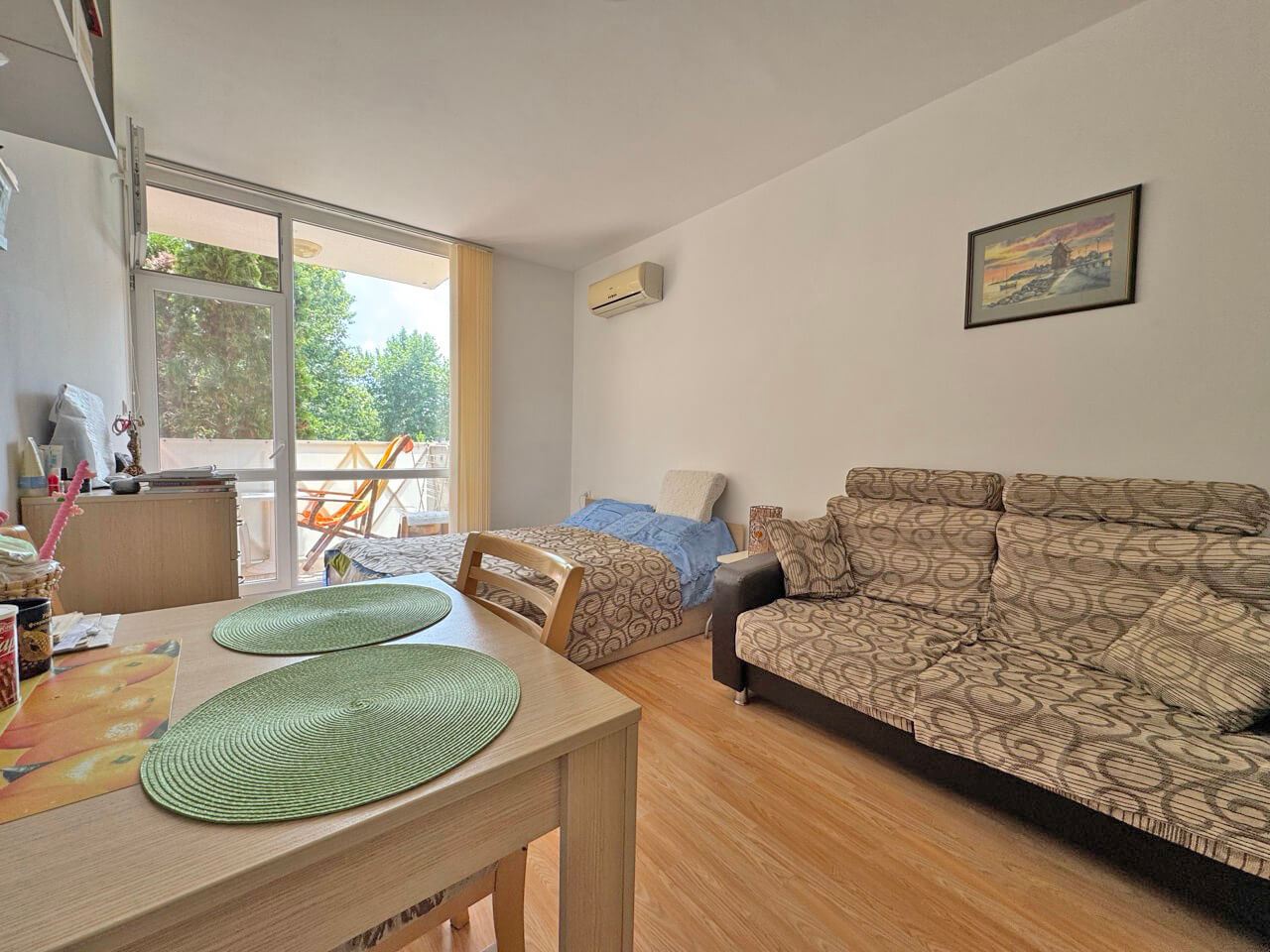 Cozy Studio in Sunny Beach with Excellent Location and Amenities in a Well-Maintained Complex
