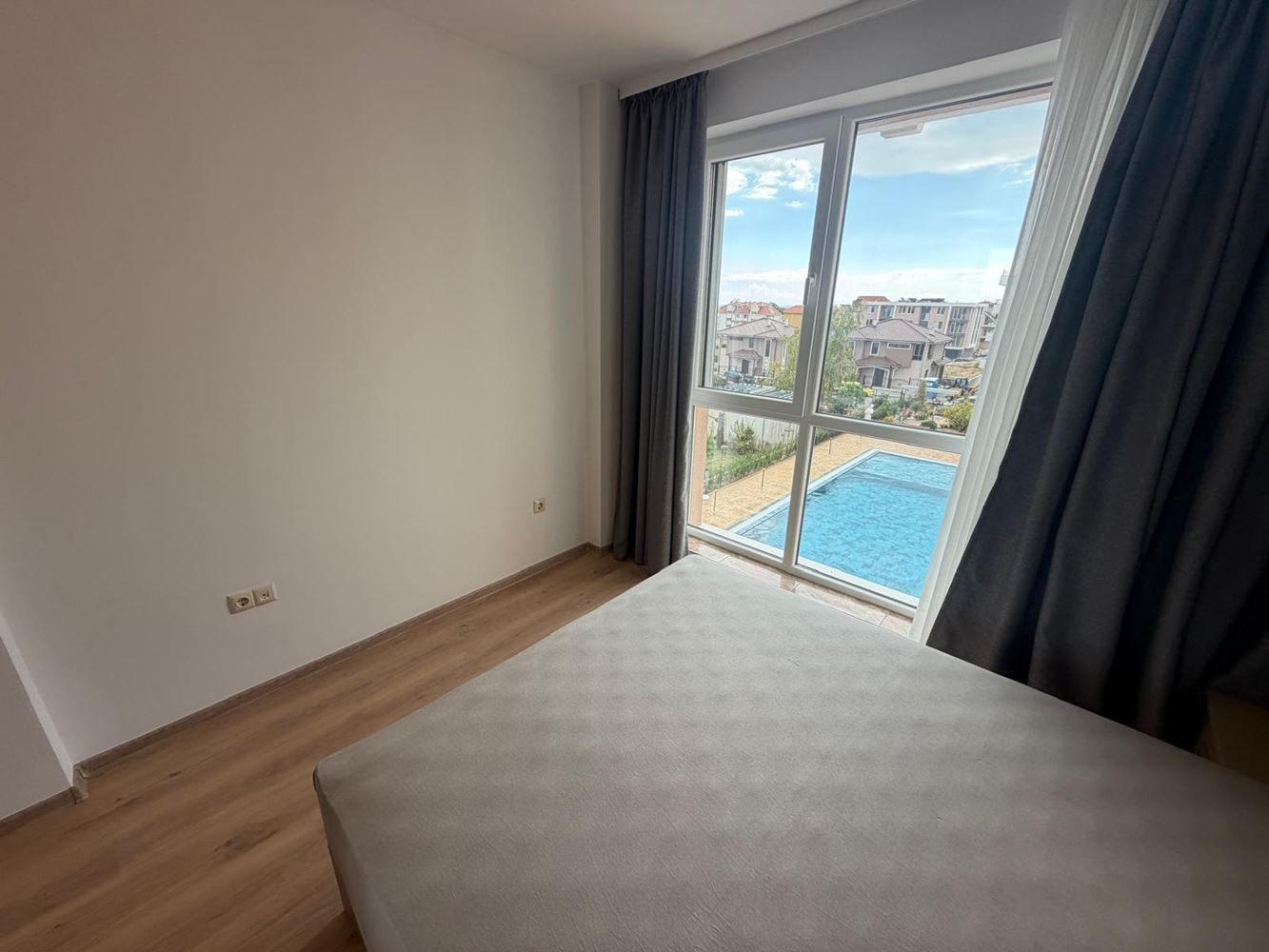 Apartment with 2 Bedrooms in a Modern Complex with Beautiful Green Surroundings in Ravda