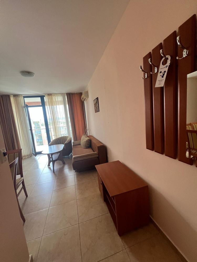 Spacious apartment with one bedroom in Sunny Beach with pool view