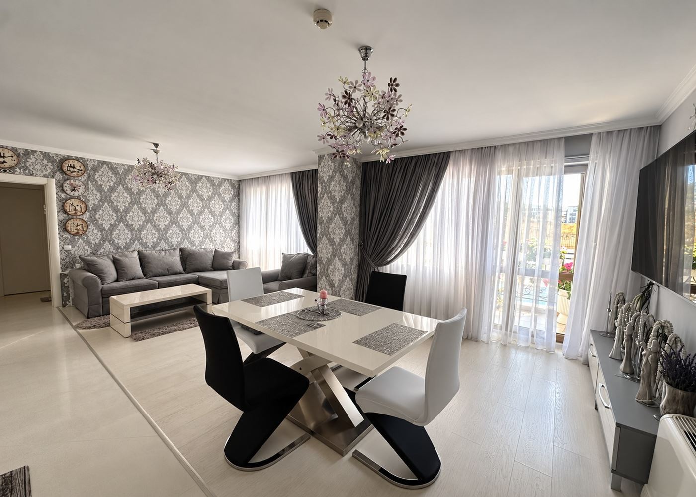 Sveti Vlas: A Particularly Interesting Property with a Pleasant Pool View