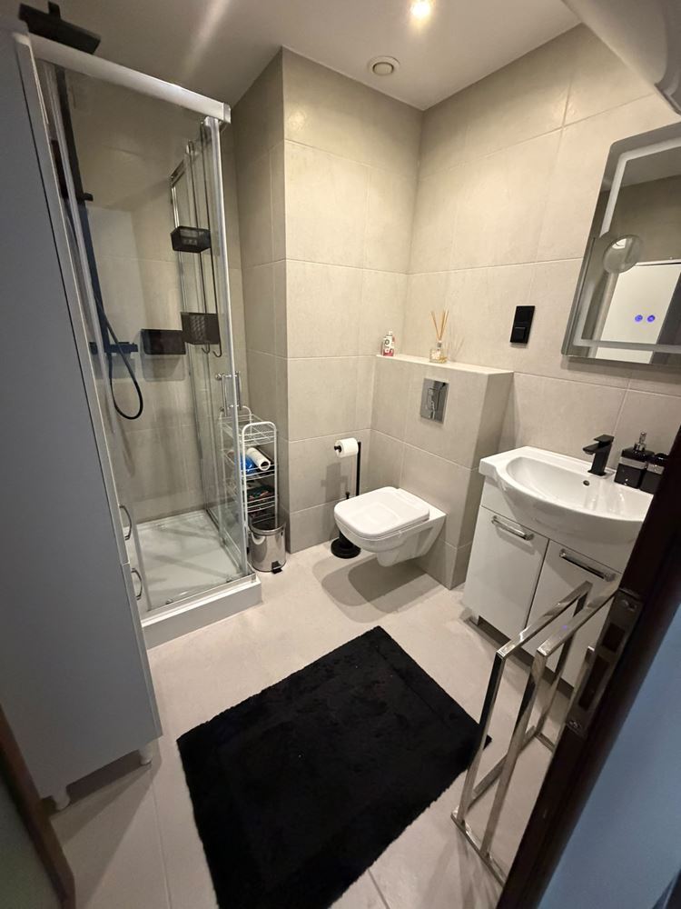 Stylish 1-Bedroom Apartment in a Complex with Swimming Pools and Excellent Amenities