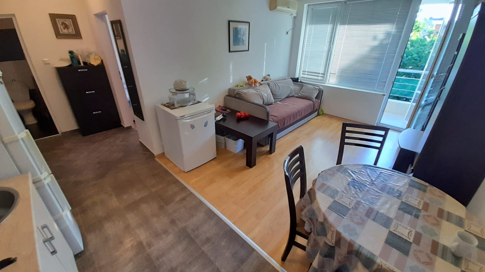 Comfortable One-Bedroom Apartment in a Year-Round Complex with Parking in Sarafovo  