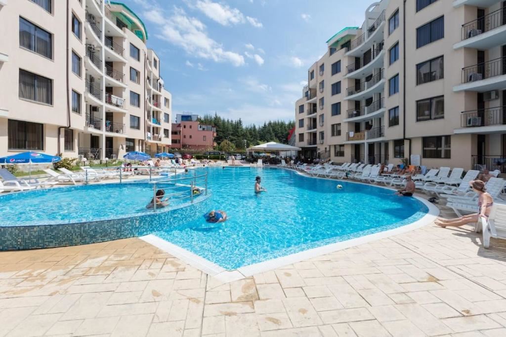 Panoramic studio on the top floor in Sunny Beach – tranquility, space, and a sense of freedom