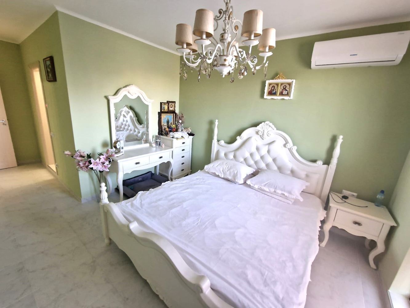 Exclusive apartment with three bedrooms – ultimate living standard and discreet luxury