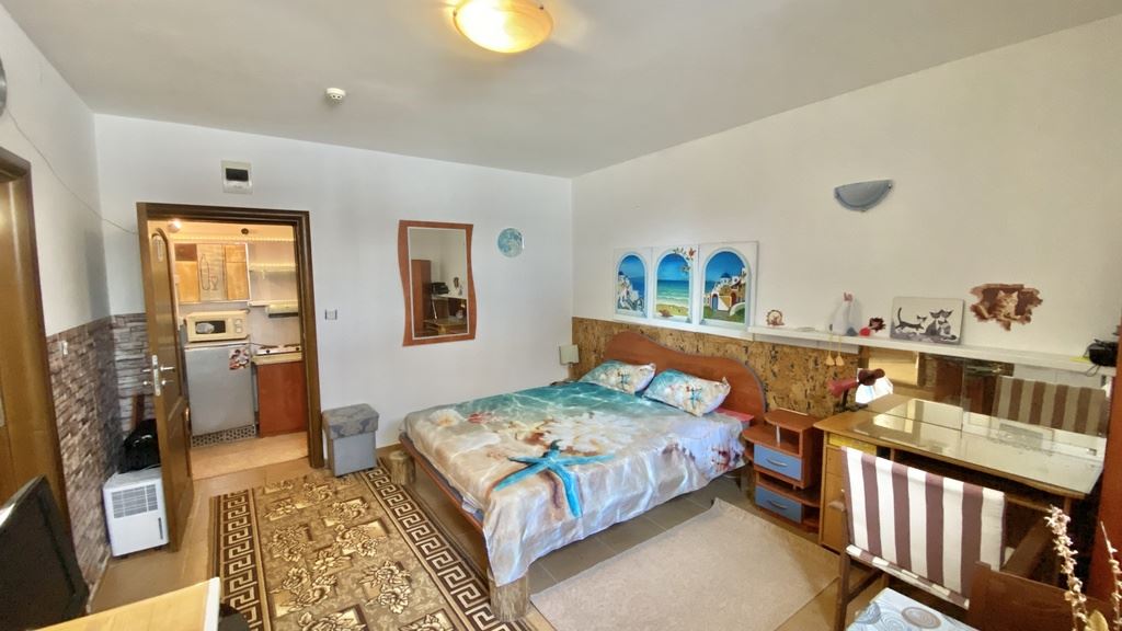 Cozy studio in Sveti Vlas – no maintenance fee; walking distance to Marina Dinevi