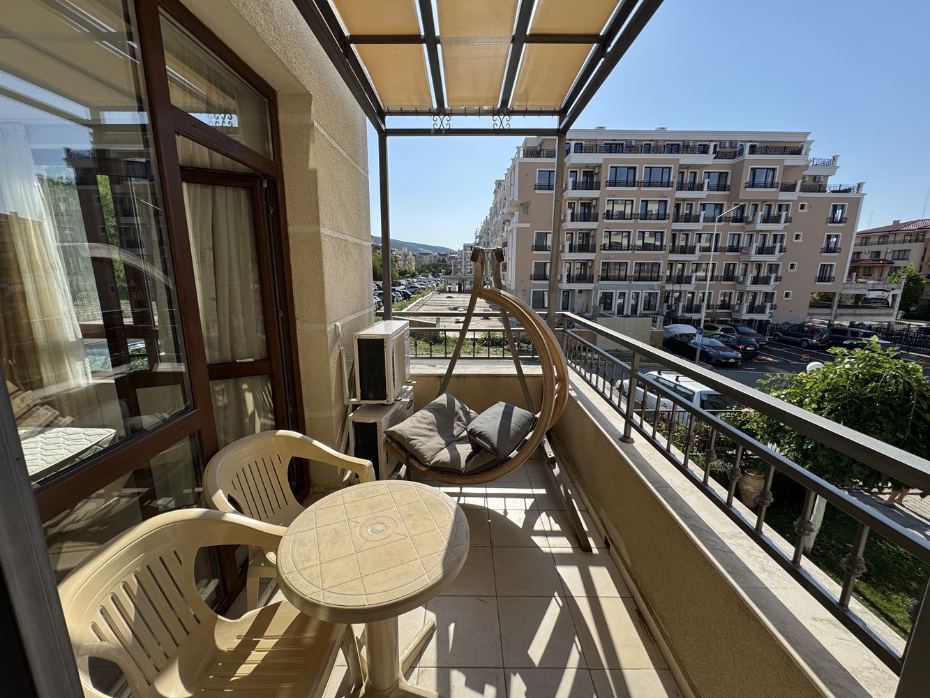 One-bedroom apartment in a modern complex in Sveti Vlas – a cosy property ready to move in