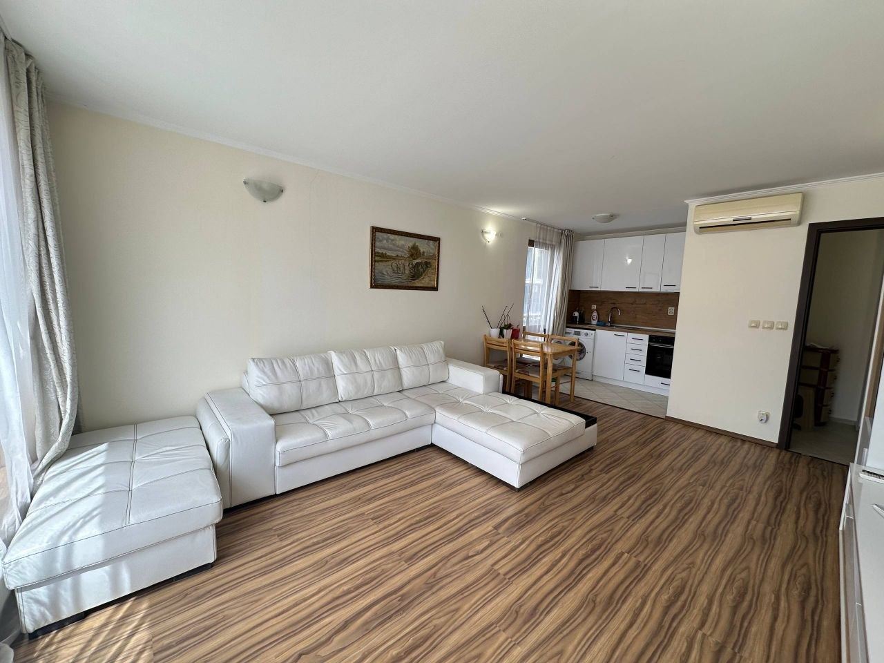 One-bedroom apartment in Sunny Beach – fully furnished property with excellent location and year-round infrastructure